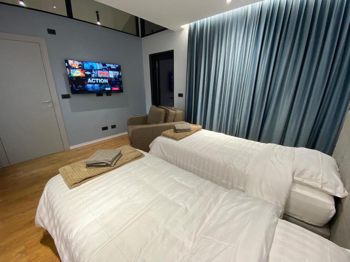 Vila-Amo, Suites&Rooms In Tirana Center Exterior photo